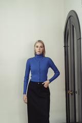 Cinnamon sleeveless turtleneck