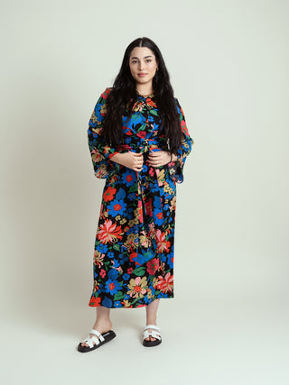 ofd maxi dress with flutter sleeves