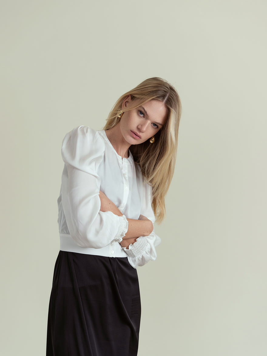 ofd vneck cropped shirt