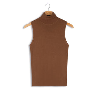 Point sleeveless ribbed turtleneck