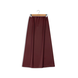 point a-line slip skirt