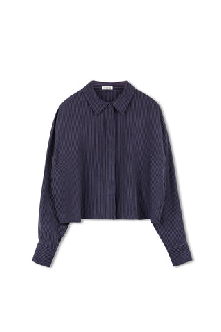 Point Cropped Button Up