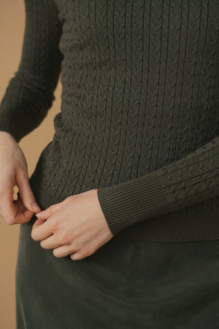 cinnamon cable crewneck