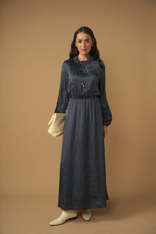 ofd poet sleeve maxi dress