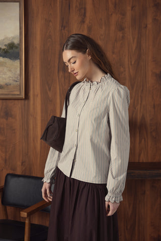 point ruffle blouse