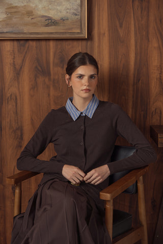 point collared cardi