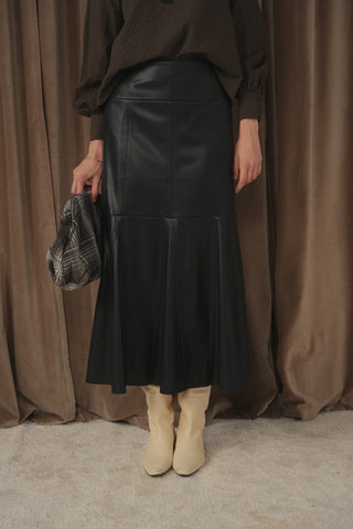 ceremony pu godet skirt
