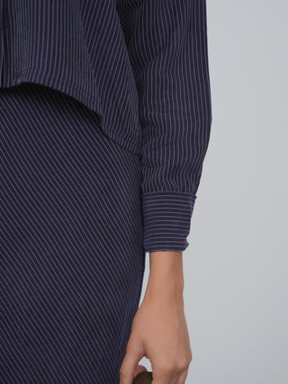 Point Cropped Button Up