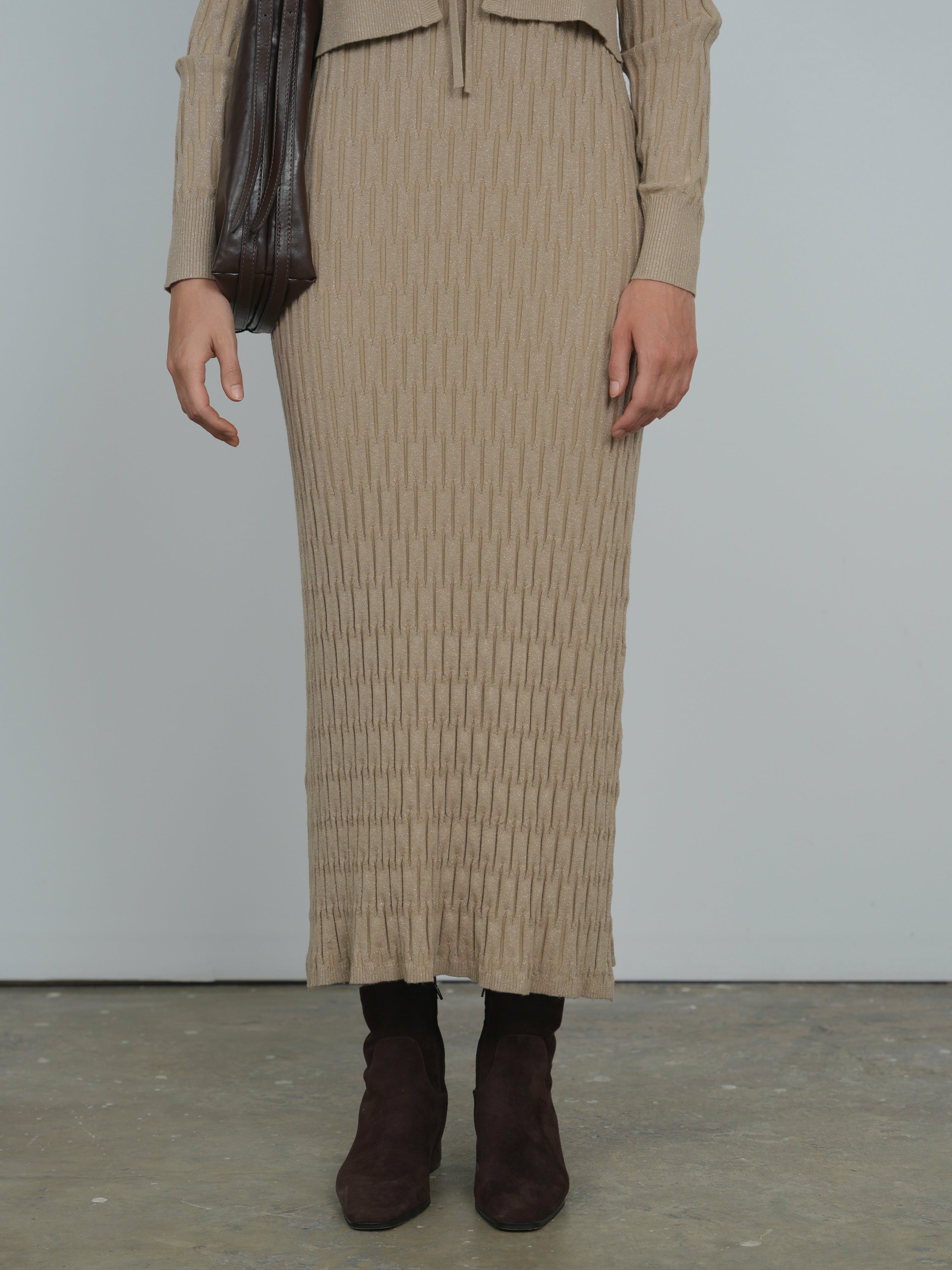 Point Metallic Knit Dress – The Gallery Collection Point Metallic Knit Dress – The Gallery Collection