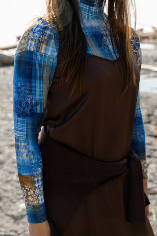 Point Printed Crop Mock Neck