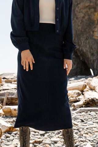 Point cord straight skirt