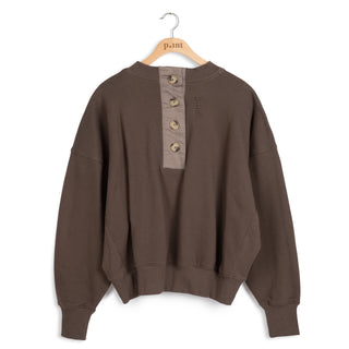 point sweats button top