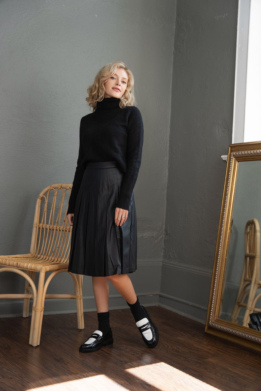 Element blw knee inverted pleat faux skirt